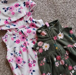 Set Of 2 Floral Fleece Zip Up Vests | 9M